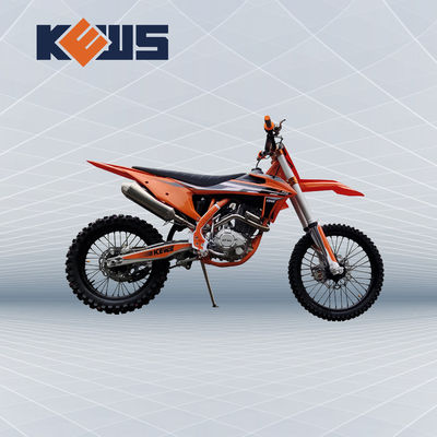 Modell Four Stroke Dirt Kews K20 fährt 120KM/H in der Maschine CB-F250 rad