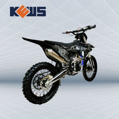 Schwarz-schwarzer Doppelsport ZS174mn-3a CBS300 KTM Enduro mit 4 Tälern