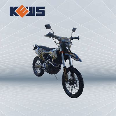 Schwarzes Motorrad dem Euro in des Goldaufkleber-300CC 4 Motorräder NC300S auf Straßen-Schmutz-Fahrrädern