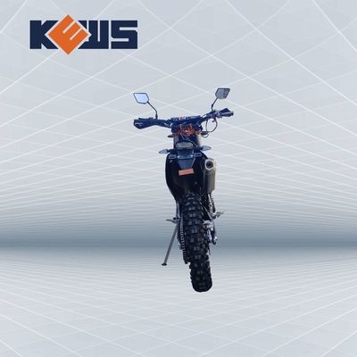 Schwarzes Motorrad dem Euro in des Goldaufkleber-300CC 4 Motorräder NC300S auf Straßen-Schmutz-Fahrrädern