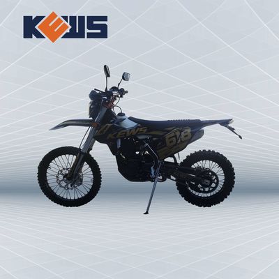 Schwarzes Motorrad dem Euro in des Goldaufkleber-300CC 4 Motorräder NC300S auf Straßen-Schmutz-Fahrrädern