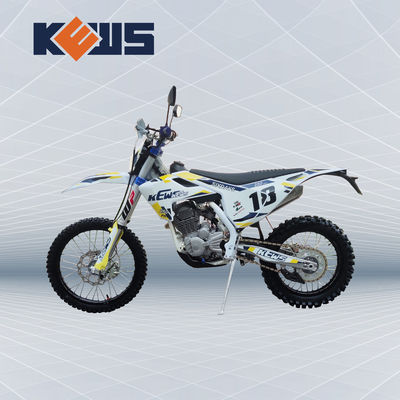 SCHMUTZ-Fahrrad des HUSQ-Modell-K18 Euro-4 der Motorrad-CB250-F Euroder maschinen-250CC
