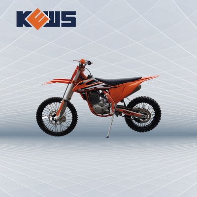 Modell Four Stroke Dirt Kews K20 fährt 120KM/H in der Maschine CB-F250 rad