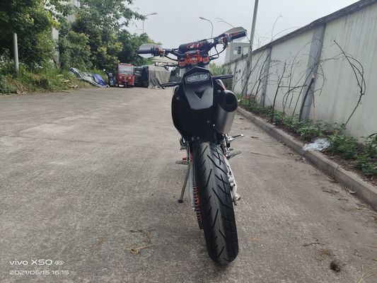 Vier Motorräder Supermoto-Fahrräder der Anschlag-wassergekühlte Maschinen-NC450 Super-Motard