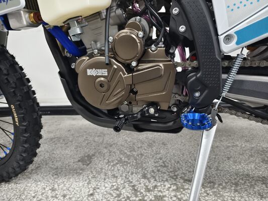 KEWS K27-YBS300 300cc Flüssigkeitsgekühltes Enduro-Motorrad mit verstellbarer Federung für extreme Offroad-Performance